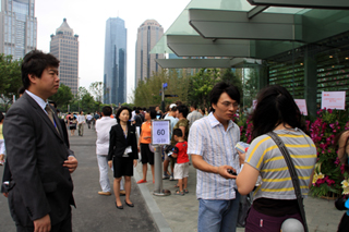 񡦾峤ξ峤ĵͻ濴Shnghi Hunqi Jnrng Zhngxn, Shanghai World Financial Center峤ҥ륺SWFC