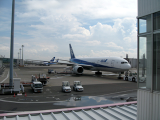 中国・上海 虹橋-羽田線(ANA)全日空1281便