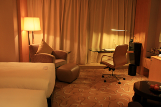 中国・上海 LE ROYAL MERIDIEN SHANGHAI 上海世貿皇家艾美酒店 ル ロイヤル メリディアン 上海