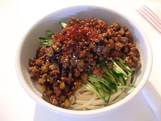 茄子肉味噌の冷やしうどん