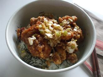 ピリ辛ネギポン唐揚げ丼