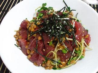 マグロ納豆丼
