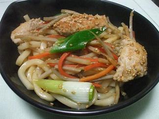 つくねとキンピラの焼きうどん