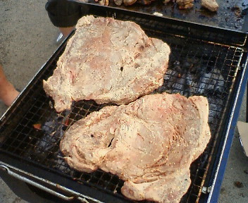 牛肉の豪快ステーキ