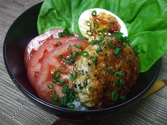 和風つくねロコモコ丼