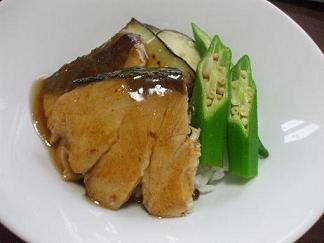 ぶりの照り焼き丼