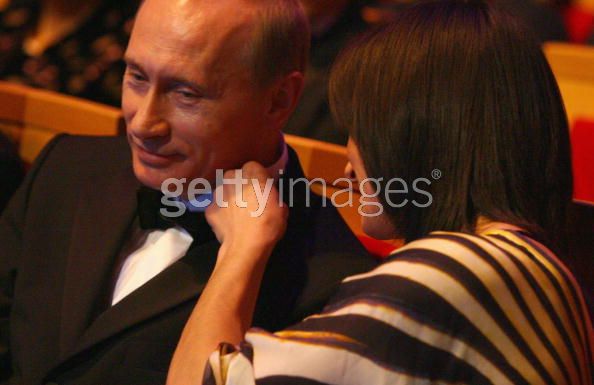 ローレウス賞授賞式写真画像 注目はプーチン大統領とイシンバエワ F1通信