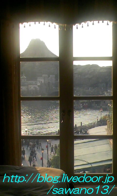 今回お世話になったお部屋からの眺め ２００７年クリスマス宿泊 ２日目編 東京ディズニーシー ホテルミラコスタ スペチアーレルーム スイート ポルト パラディーゾ スイート さわのディズニーリゾートイン日記 ハラハラ日常記